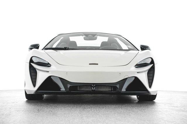2025 McLaren Artura Bellevue WA