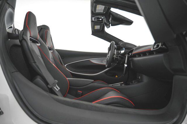 2025 McLaren Artura Bellevue WA