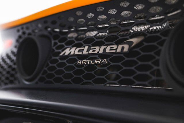 2025 McLaren Artura Bellevue WA