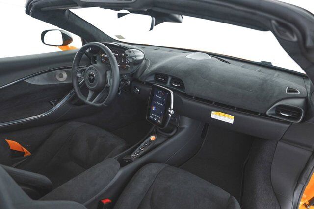 2025 McLaren Artura Bellevue WA