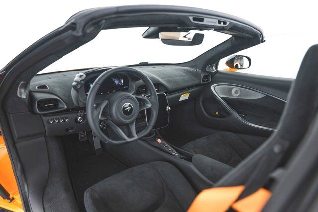 2025 McLaren Artura Bellevue WA