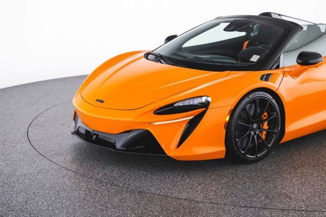 2025 McLaren Artura Bellevue WA