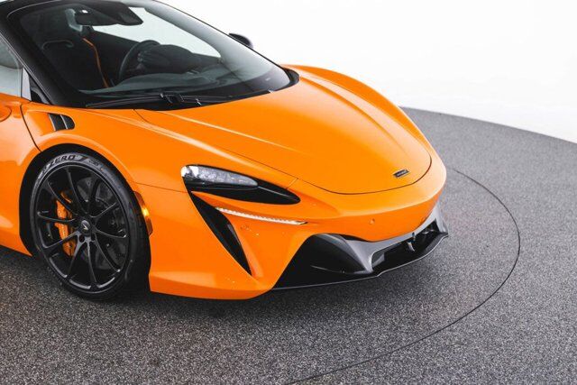 2025 McLaren Artura Bellevue WA