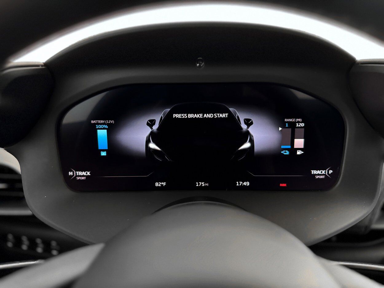 2025 McLaren Artura Performance Bellevue WA