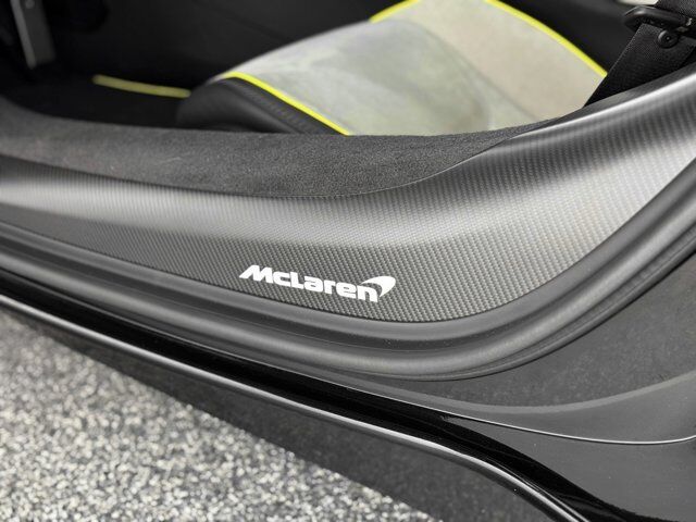 2025 McLaren Artura TechLux Bellevue WA