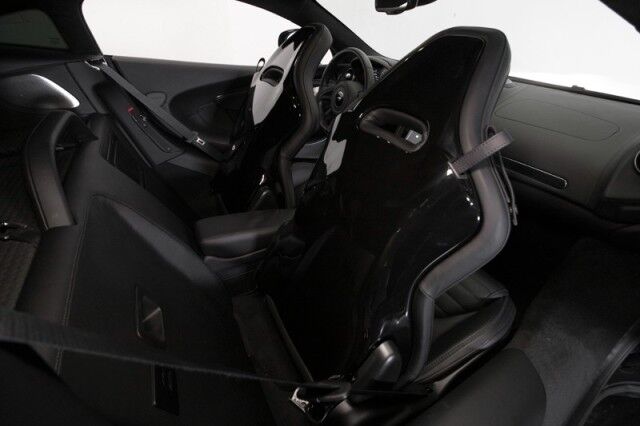 2025 McLaren GTS ~$241,708 MSRP~ELITE PAINT COLOR~PANORAMIC GLASS ROOF San Diego CA