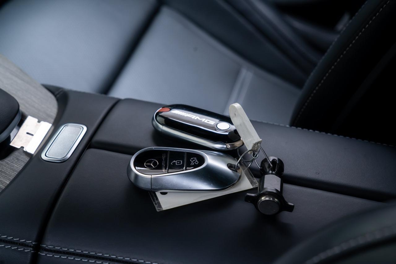 2025 Mercedes-Benz AMG&reg; GT 63 S E Performance AMG Night Package / Performance Seats Portland OR