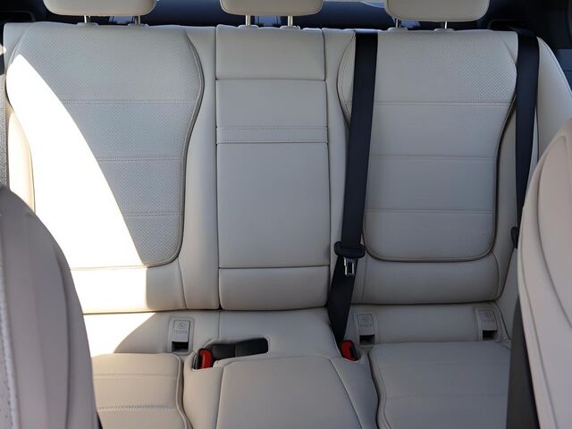 2025 Mercedes-Benz C-Class C 300 Oshkosh WI