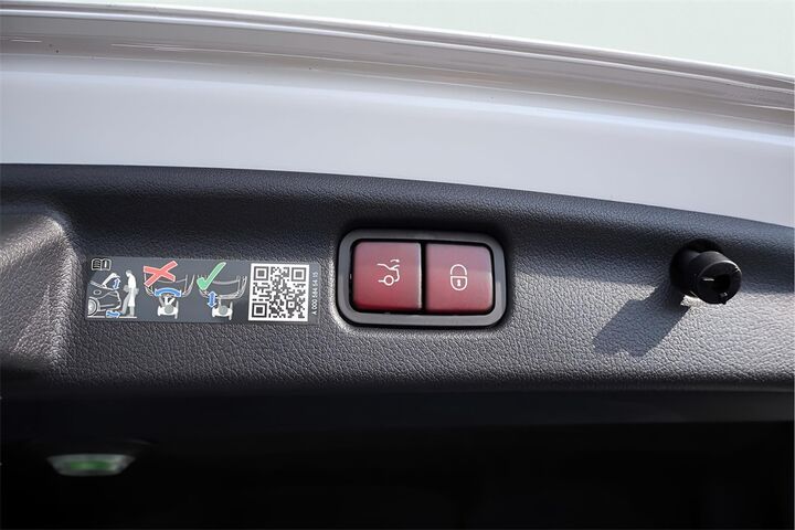 2025 Mercedes-Benz C-Class C 300 Oshkosh WI