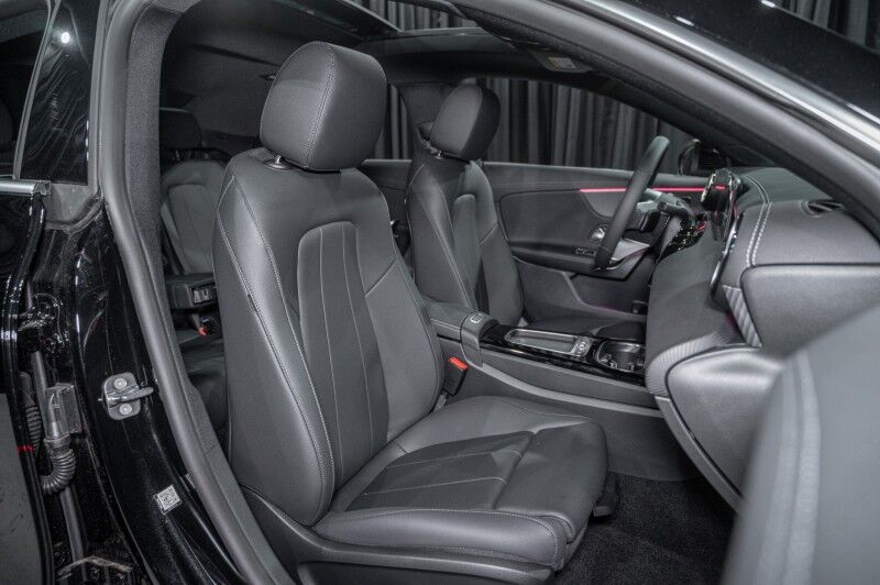 2025 Mercedes Benz CLA 250 4MATIC photo 13
