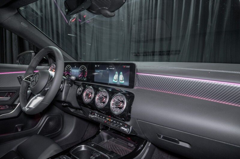 2025 Mercedes Benz CLA 250 4MATIC photo 14