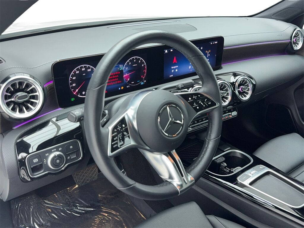 2025 Mercedes-Benz CLA CLA 250 NAV,CAM,PANO,HTD STS,BLIND SPOT,18&quot; WLS Plano TX