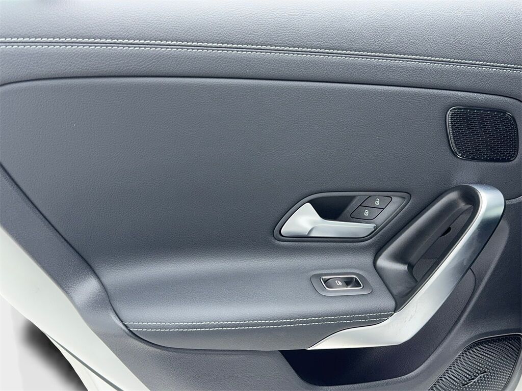 2025 Mercedes-Benz CLA CLA 250 NAV,CAM,PANO,HTD STS,BLIND SPOT,18&quot; WLS Plano TX
