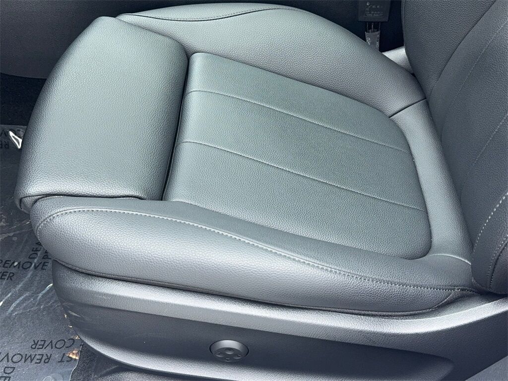2025 Mercedes-Benz CLA CLA 250 NAV,CAM,PANO,HTD STS,BLIND SPOT,18&quot; WLS Plano TX