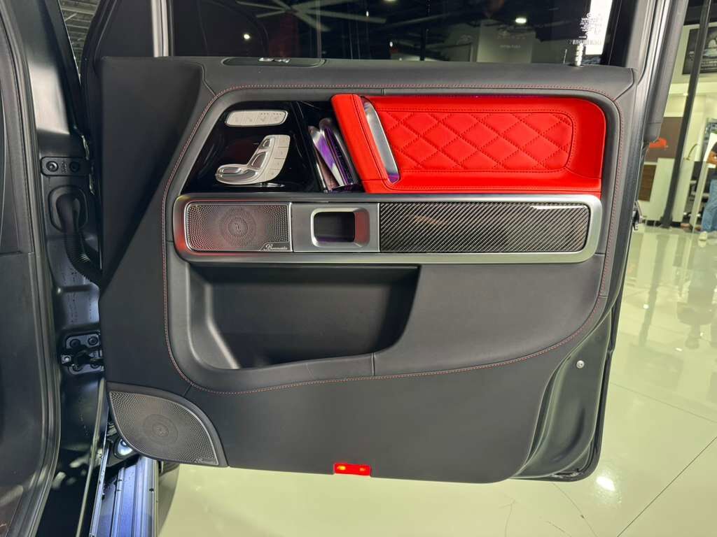 2025 Mercedes-Benz G-Class AMG G 63 body kit,Night Black Magno paint,Exclusive Nappa leather,Burmester High-End audio AND MORE! Fort Lauderdale FL