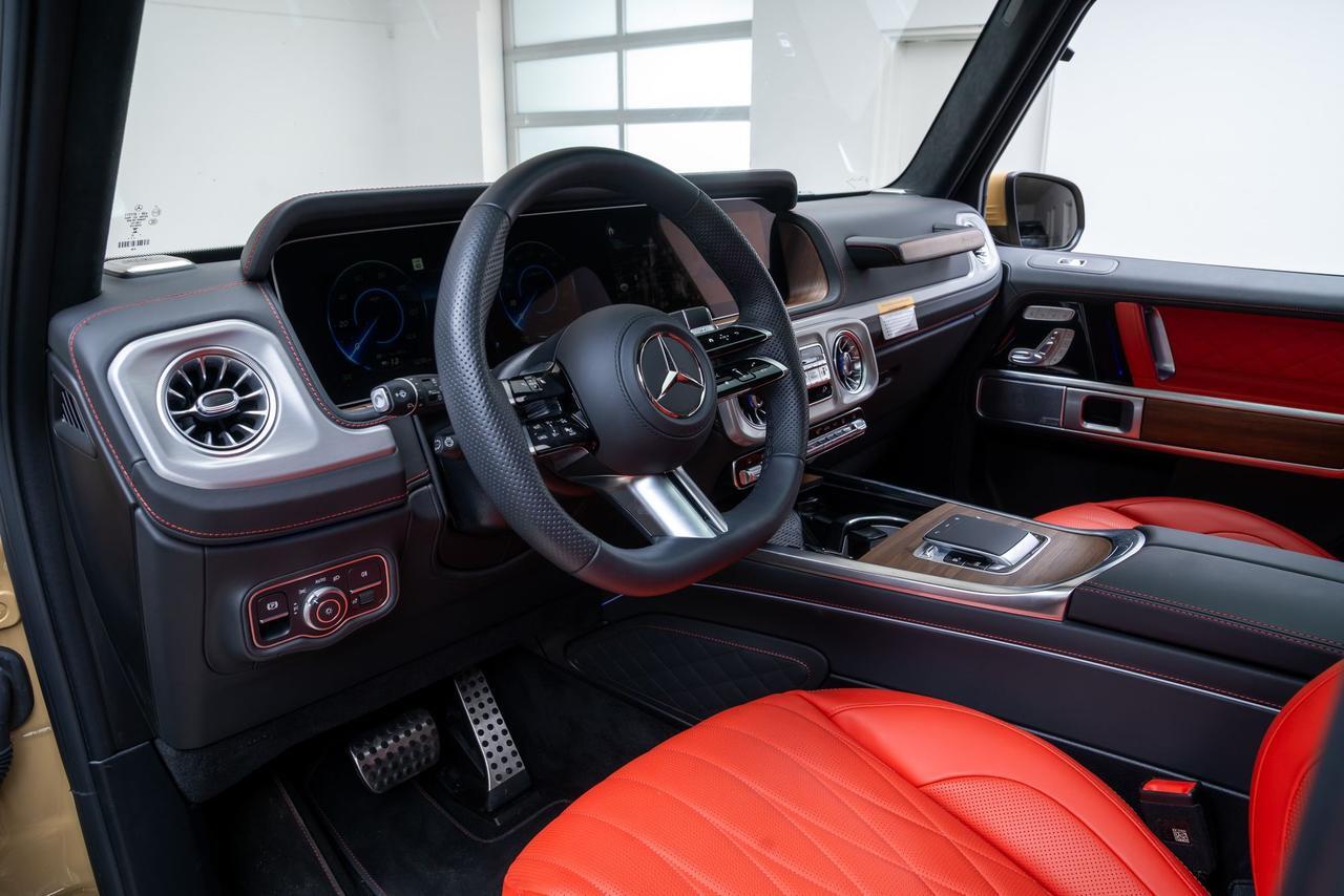 2025 Mercedes-Benz G-Class G 580 MANUFAKTUR Interior Package Plus / Burmester Audio Portland OR