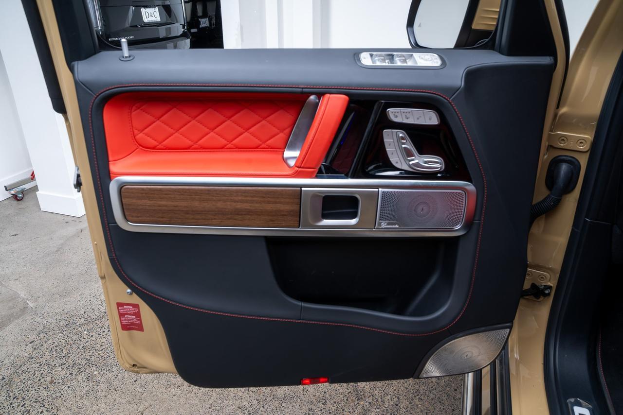 2025 Mercedes-Benz G-Class G 580 MANUFAKTUR Interior Package Plus / Burmester Audio Portland OR