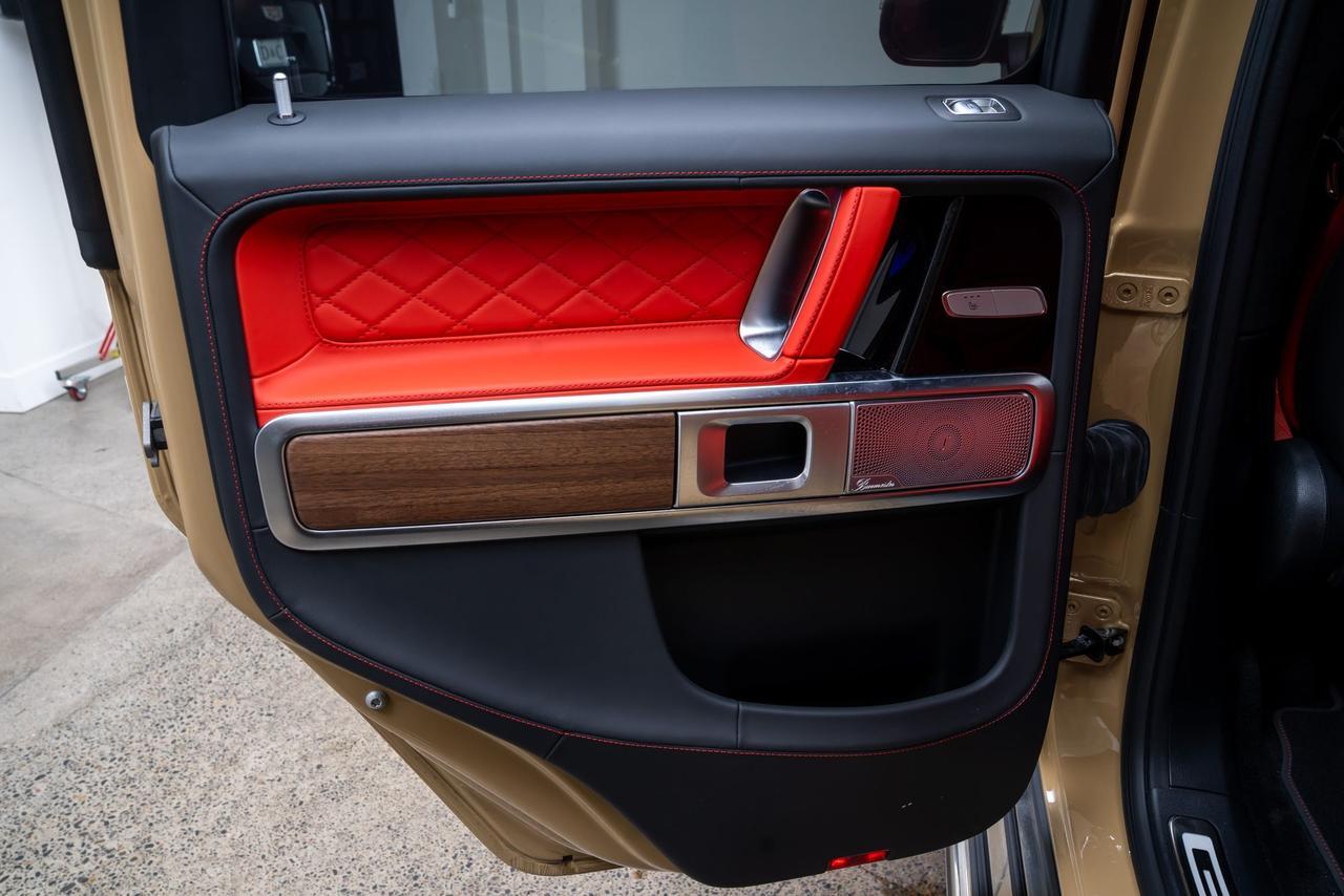 2025 Mercedes-Benz G-Class G 580 MANUFAKTUR Interior Package Plus / Burmester Audio Portland OR