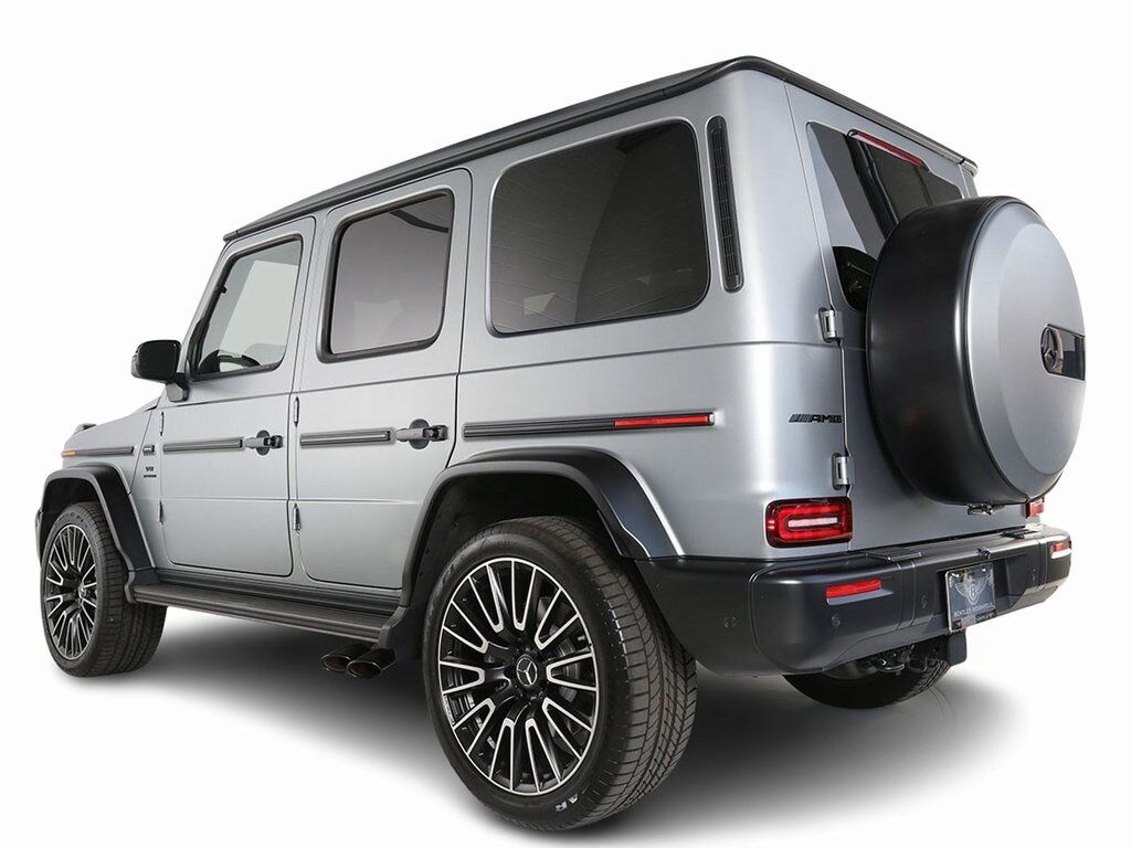 2025 Mercedes Benz G AMG 63 photo 4