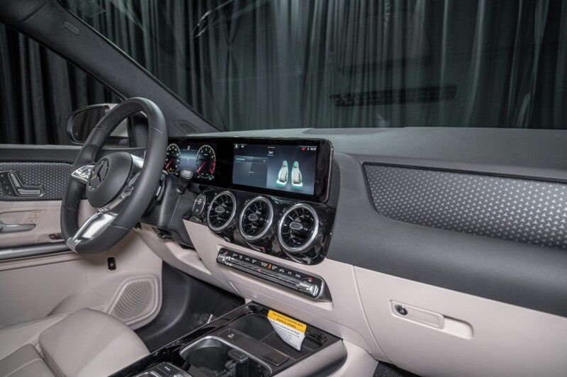 2025 Mercedes-Benz GLA 250 4MATIC&reg; SUV Peoria AZ