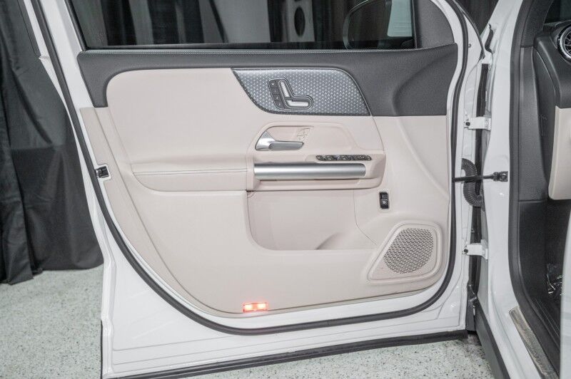 2025 Mercedes-Benz GLA 250 4MATIC&reg; SUV Peoria AZ