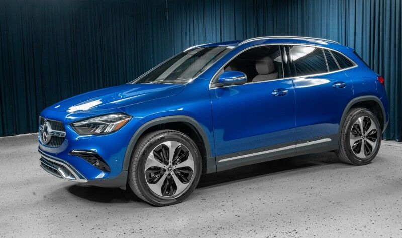 2025 Mercedes Benz GLB 250 photo 33
