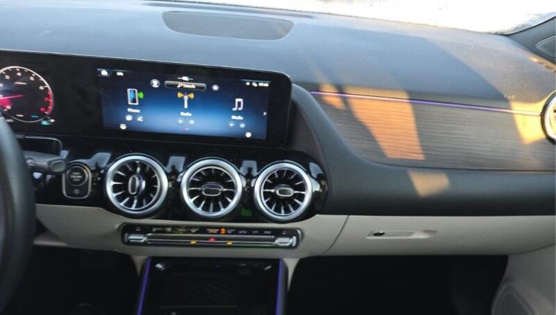 2025 Mercedes-Benz GLA GLA 250 w/PANORAMIC SUNROOF Seffner FL