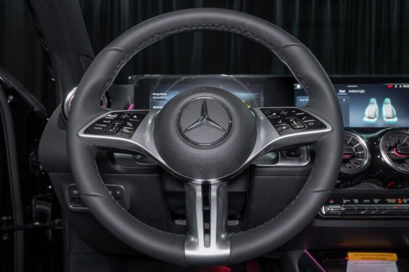 2025 Mercedes-Benz GLB 250 4MATIC&reg; SUV Peoria AZ