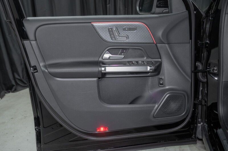 2025 Mercedes-Benz GLB 250 4MATIC&reg; SUV Peoria AZ