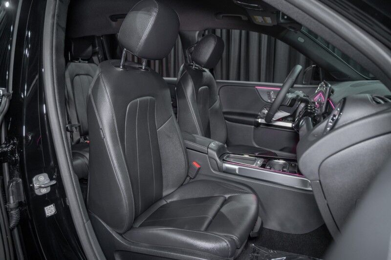 2025 Mercedes-Benz GLB 250 4MATIC&reg; SUV Peoria AZ