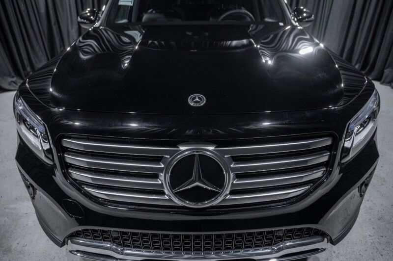 2025 Mercedes-Benz GLB 250 SUV