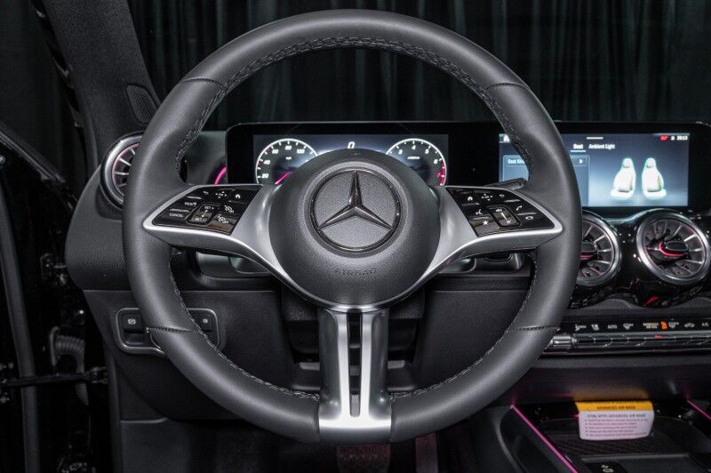 2025 Mercedes-Benz GLB 250 SUV Irving TX