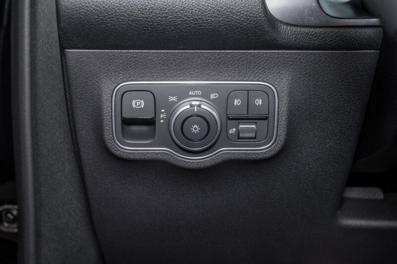 2025 Mercedes-Benz GLB 250 SUV Irving TX