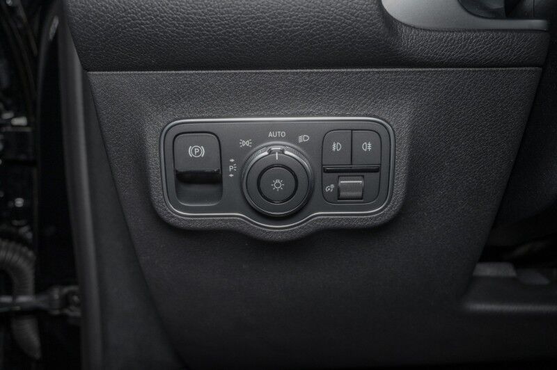 2025 Mercedes-Benz GLB 250 SUV Peoria AZ