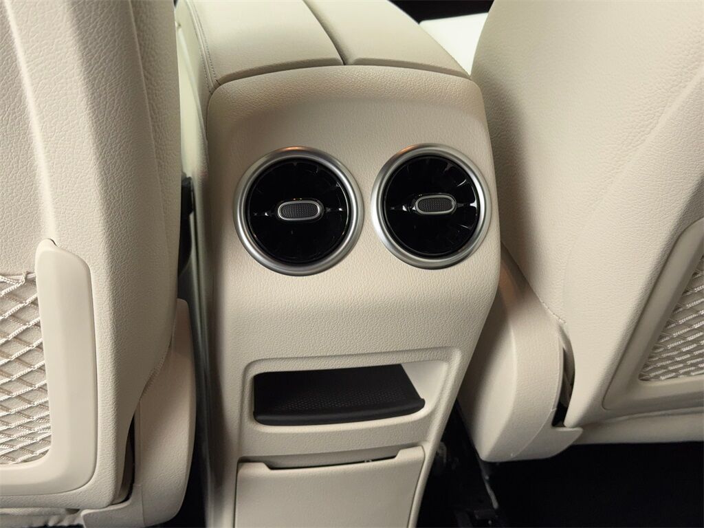 2025 Mercedes-Benz GLB GLB 250 NAV,CAM,HTD STS,BLIND SPOT,19&quot; WLS Plano TX