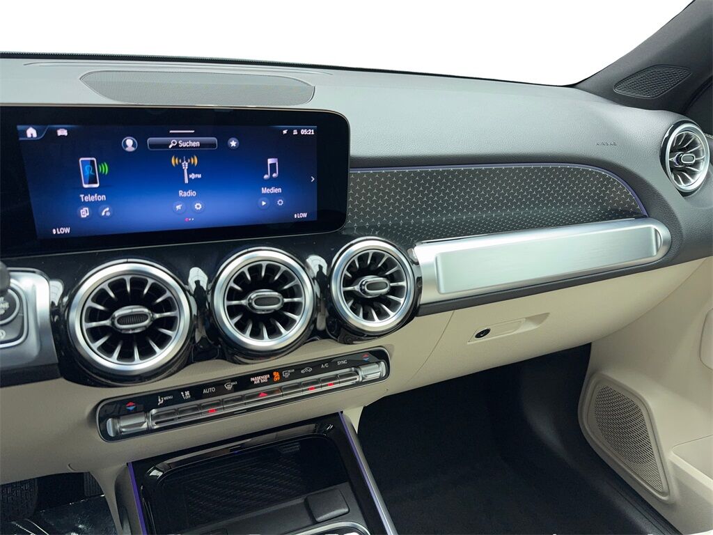 2025 Mercedes-Benz GLB GLB 250 NAV,CAM,HTD STS,BLIND SPOT,19&quot; WLS Plano TX