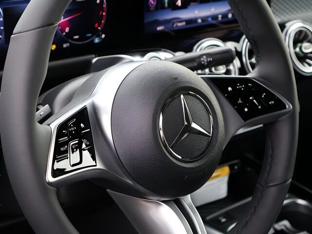 2025 Mercedes-Benz GLB GLB 250 Oshkosh WI 2025 Mercedes-Benz GLB GLB 250 Oshkosh WI