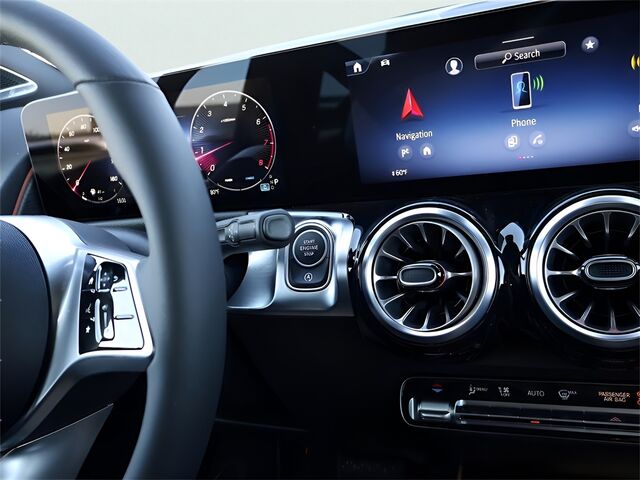 2025 Mercedes-Benz GLB GLB 250 Oshkosh WI 2025 Mercedes-Benz GLB GLB 250 Oshkosh WI