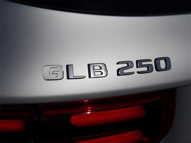 2025 Mercedes-Benz GLB GLB 250 Oshkosh WI