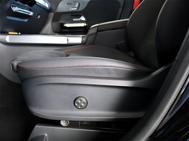 2025 Mercedes-Benz GLB GLB 35 AMG® Oshkosh WI