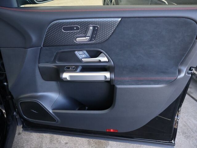 2025 Mercedes-Benz GLB GLB 35 AMG® Oshkosh WI