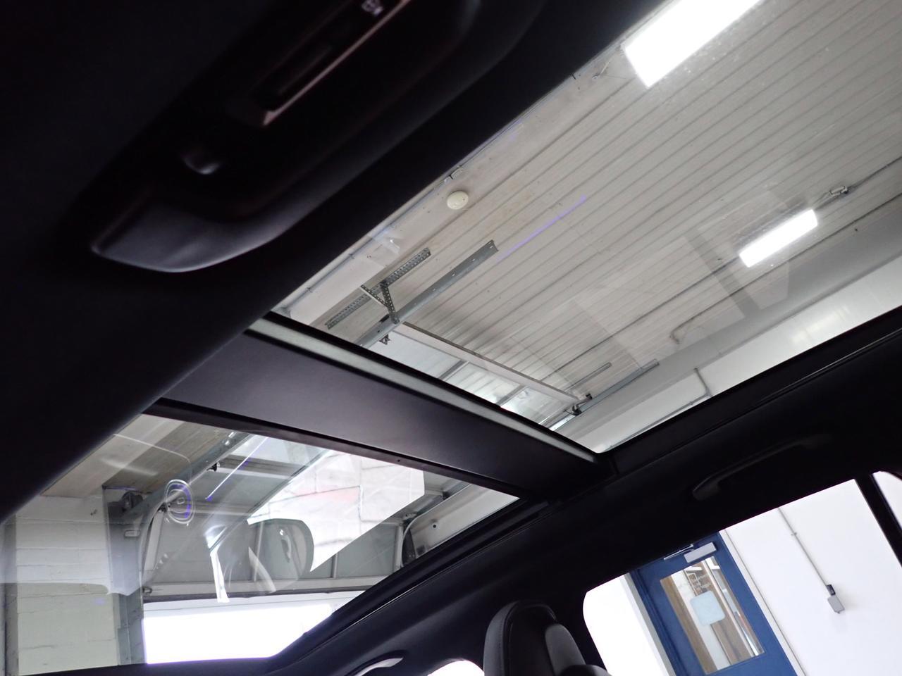 2025 Mercedes-Benz GLC 300 *HYBRID* LEATHER NAVI SUNROOF AWD Listowel ON