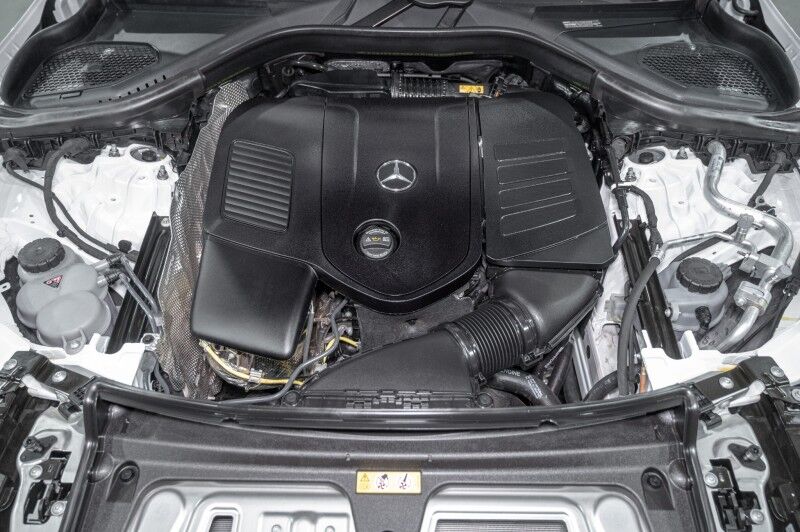 2025 Mercedes Benz GLC 300 photo 22