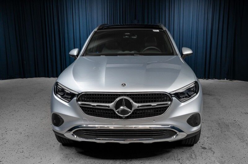 2025 Mercedes-Benz GLC 300 SUV