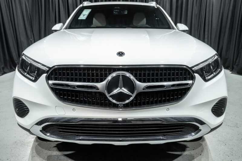 2025 Mercedes-Benz GLC 300 SUV