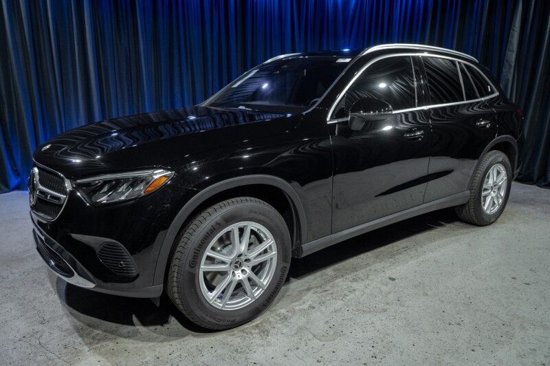2025 Mercedes-Benz GLC 300 SUV