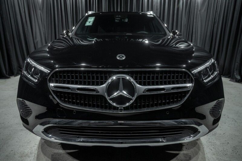 2025 Mercedes-Benz GLC 300 SUV