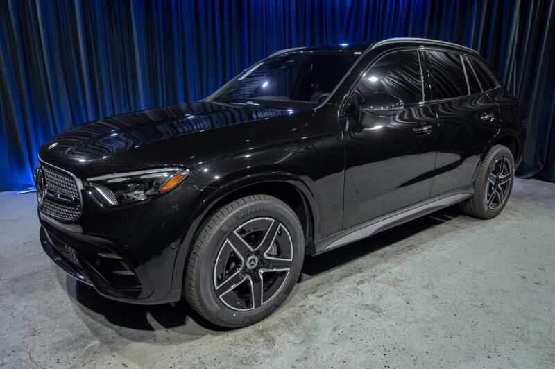 2025 Mercedes-Benz GLC 300 SUV