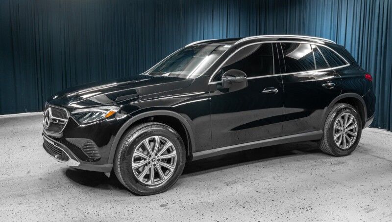 2025 Mercedes-Benz GLC 300 SUV