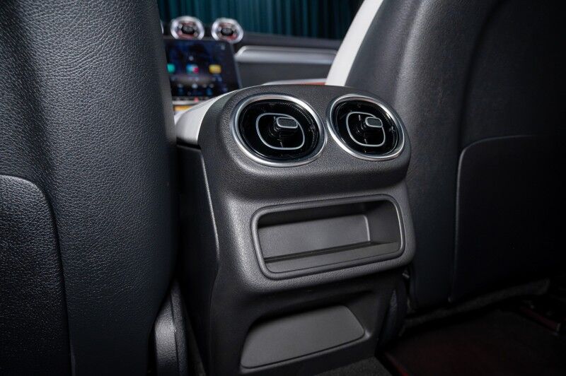 2025 Mercedes-Benz GLC 350e 4MATIC&reg; SUV Scottsdale AZ